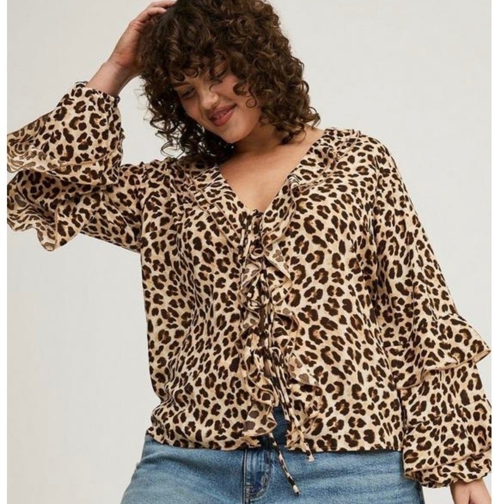 TORRID Leopard Print Georgette Tie Front Ruffle Sleeve Top  Size 00 (M/L 10) NWT